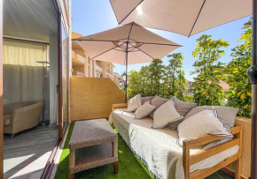 Swimming Pool Exclusive Apartment in Mascarat Bay